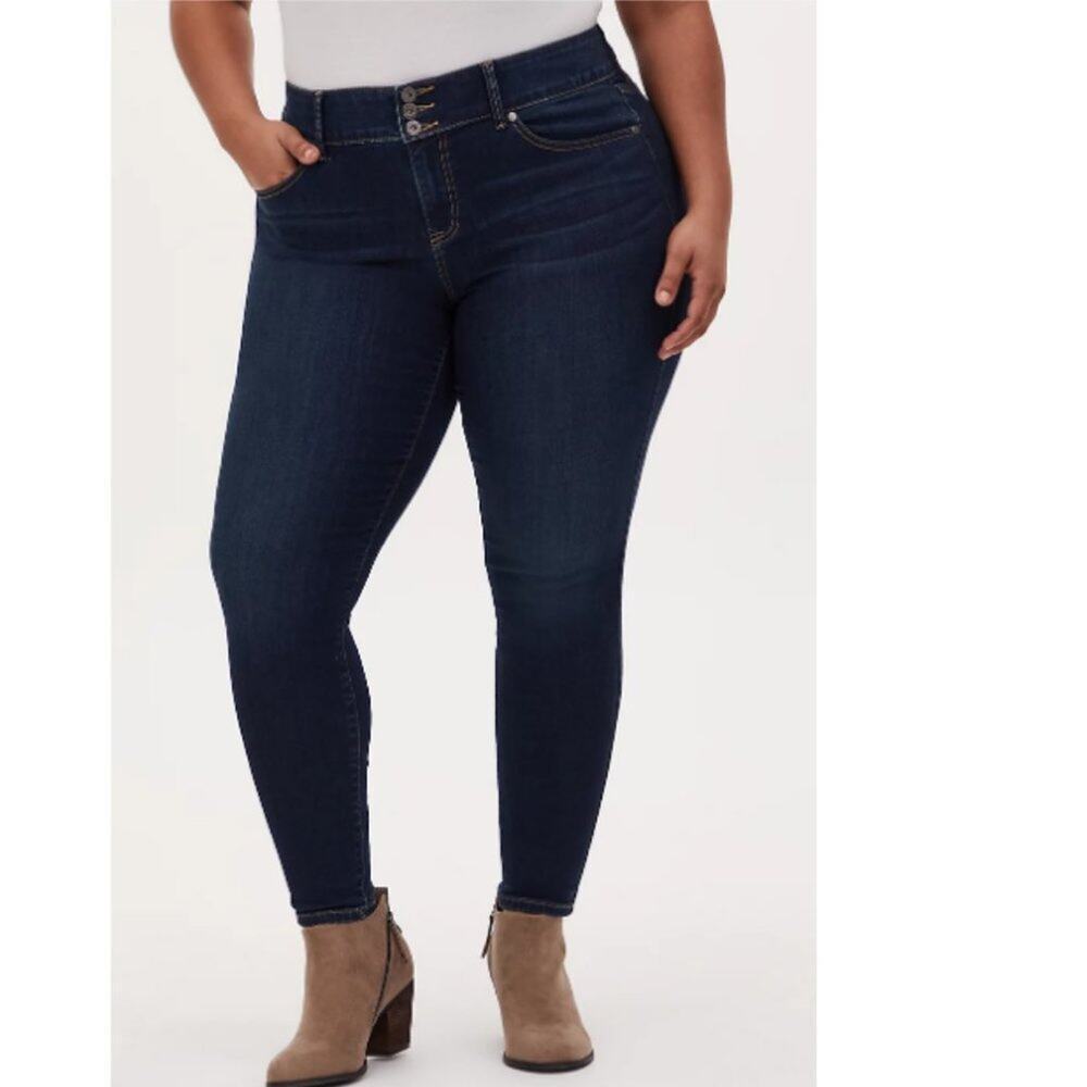 Torrid Dark Wash Stretch Jeggings Size 14 Style 10114977